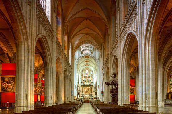 Экскурсия в Антверпенский кафедральный собор для взрослых.